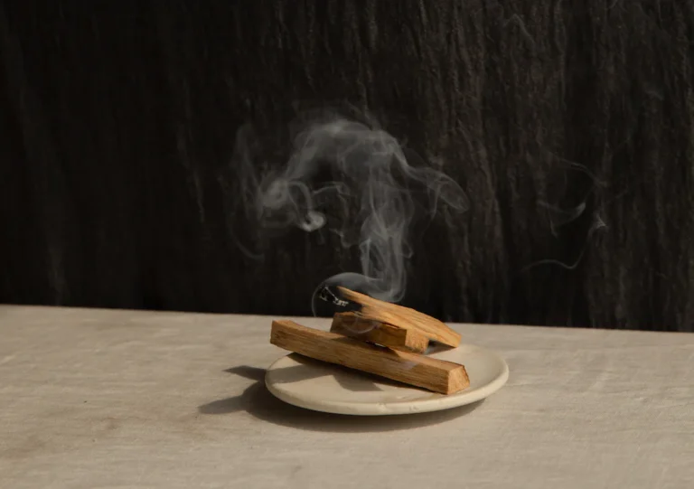 curatare energetica cu palo santo